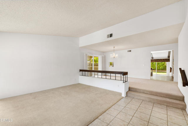 Detail Gallery Image 4 of 28 For 2581 Temple Ave, Camarillo,  CA 93010 - 4 Beds | 2 Baths
