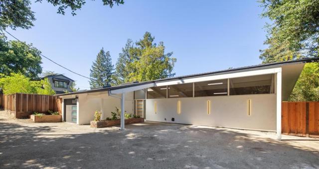 2047 Sharon Road, Menlo Park CA: https://media.crmls.org/mediaz/52ff1c8c-16be-4cf5-88ec-b419aaa95e1d.jpg