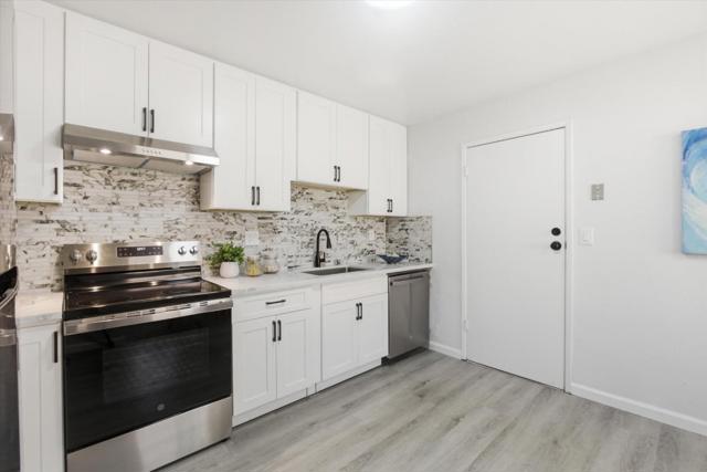 576 Mekler Drive, San Jose CA: https://media.crmls.org/mediaz/52ff3823-2c7d-49d2-990b-5617f1240c6a.jpg