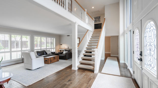 1635 Swansea Place, Westlake Village CA: https://media.crmls.org/mediaz/5300045d-e570-49be-9061-bfc22ab02301.jpg