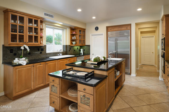 Detail Gallery Image 16 of 51 For 3921 Chapman Ct, Altadena,  CA 91001 - 5 Beds | 4/1 Baths
