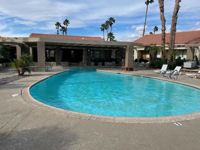 74711 Dillon Road, Desert Hot Springs CA: https://media.crmls.org/mediaz/5301dbd7-d64f-4f41-ac94-78b034ee64f3.jpg