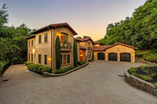 11860 Francemont Drive, Los Altos Hills CA: https://media.crmls.org/mediaz/53022c28-baba-4cd2-b107-7afae682f7e7.jpg