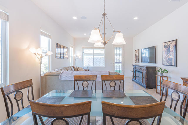 42897 Cusino Court, Indio CA: https://media.crmls.org/mediaz/53026ec8-27d3-4e78-9411-3a0eec0cd965.jpg