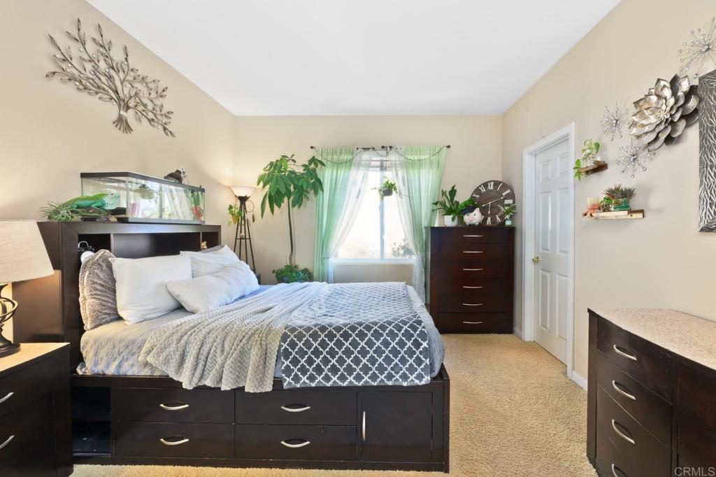 1747 Oriole Ct - photo 19