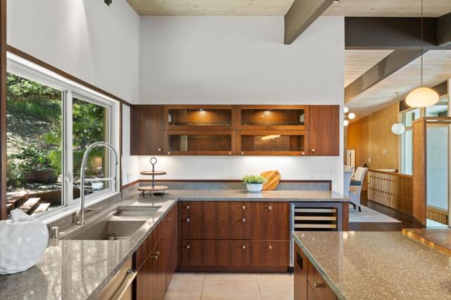 1220 Chula Vista Drive, Belmont CA: https://media.crmls.org/mediaz/53031285-0eda-483b-b444-00b0f9d49580.jpg