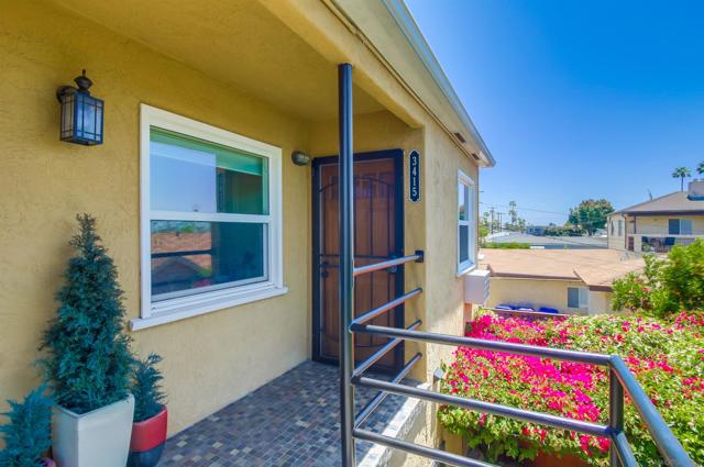 3415 19 Madison Ave, San Diego CA: https://media.crmls.org/mediaz/53032d93-1f15-4237-8bc3-0ae56c3a6e05.jpg