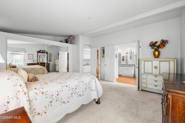 1215 Anchors Way Drive, Ventura CA: https://media.crmls.org/mediaz/53036a29-6e64-4dc7-80b9-79250d9f4c34.jpg