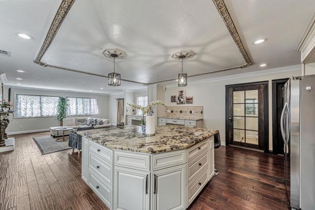 101 S 13th Street, San Jose CA: https://media.crmls.org/mediaz/5303b08a-45e7-4e69-93b5-f2371d0f6f34.jpg