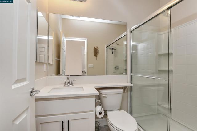 5420 Promontory Way, Antioch CA: https://media.crmls.org/mediaz/5303bcfe-393e-4587-b09c-b849f1948415.jpg