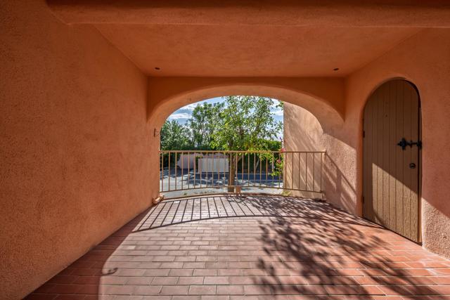 500 E Amado Road, Palm Springs CA: https://media.crmls.org/mediaz/53050d1d-521d-4f62-925f-7455010906f5.jpg