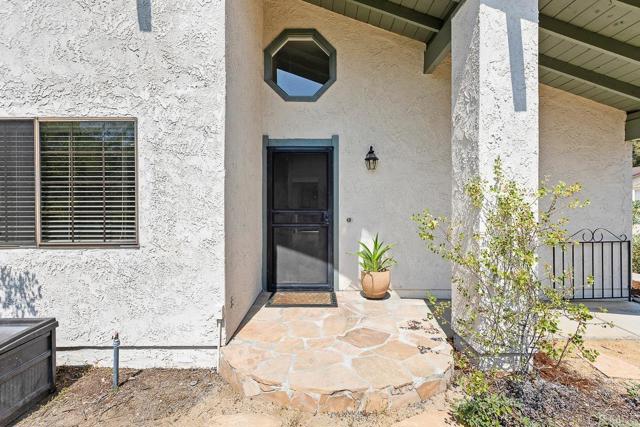 5550 La Cuenta Drive, San Diego CA: https://media.crmls.org/mediaz/530604f4-01e5-4625-bdcf-574835b6ed74.jpg