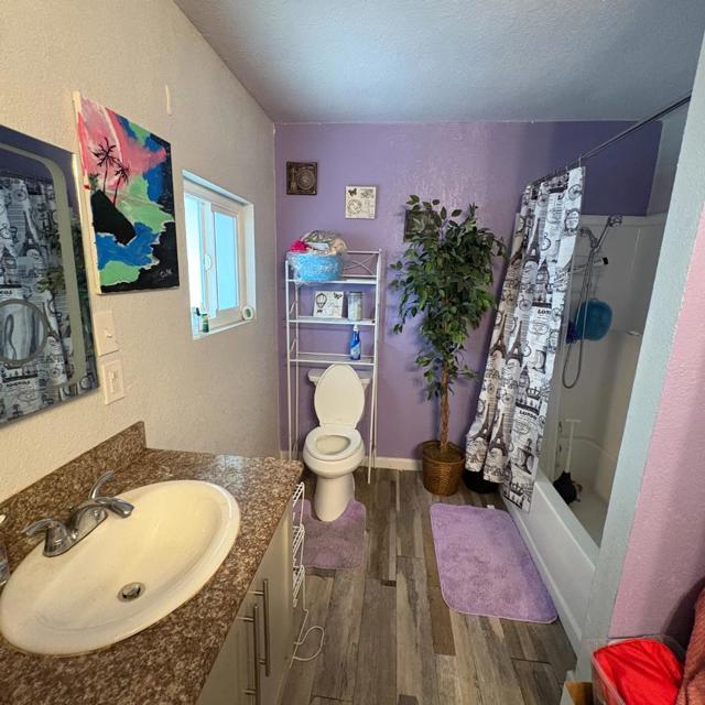 418 Pinefield, San Jose CA: https://media.crmls.org/mediaz/53069b72-bb2d-417d-a692-5496f0d372e3.jpg
