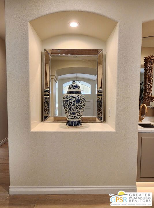 36660 Palm Court, Rancho Mirage CA: https://media.crmls.org/mediaz/5306c205-ecd9-4665-8e5f-ba3bbbed15c2.jpg