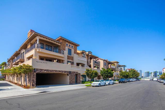 120 C Ave, Coronado CA: https://media.crmls.org/mediaz/5306f681-8c70-4bfd-b86e-cc0b08f1835a.jpg