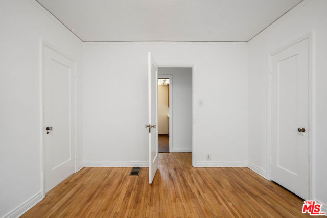 1119 Maple Street, Santa Monica CA: https://media.crmls.org/mediaz/5306f71b-9d7c-4e5f-9bef-46d6aba1f3fd.jpg
