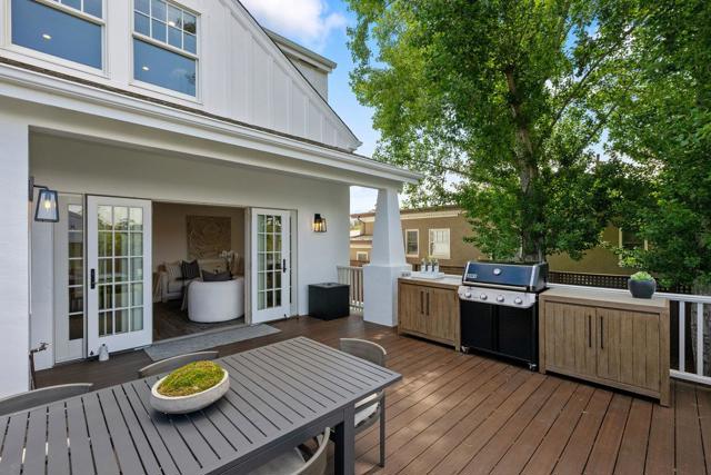 1224 Edgehill Drive, Burlingame CA: https://media.crmls.org/mediaz/5309c53e-a555-4562-afa0-4370482b9722.jpg