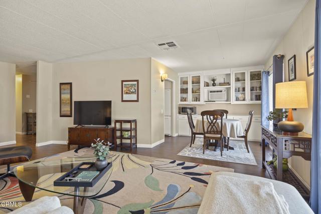 Detail Gallery Image 8 of 38 For 24 Heather Way #24,  Ventura,  CA 93004 - 2 Beds | 2 Baths