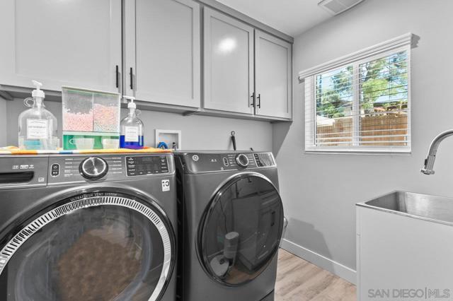 1452 Rock Terrace, Alpine CA: https://media.crmls.org/mediaz/530bbeae-e90d-4d13-9fce-228b01382b86.jpg