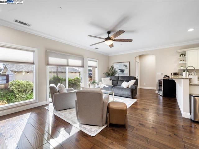 741 N N St, Livermore CA: https://media.crmls.org/mediaz/530c8e22-b530-4be9-8a2d-5470179af27b.jpg