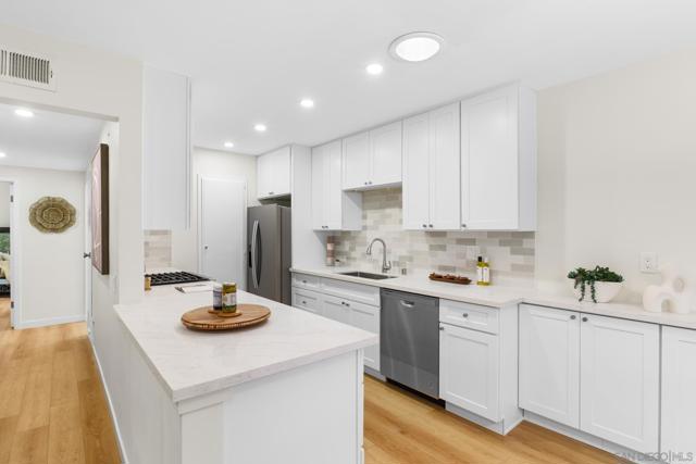 Image 2 of 38 For 16656 Orilla Dr