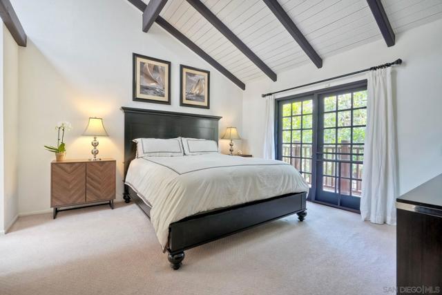 Image 17 of 49 For 8666 Villa La Jolla Drive  4