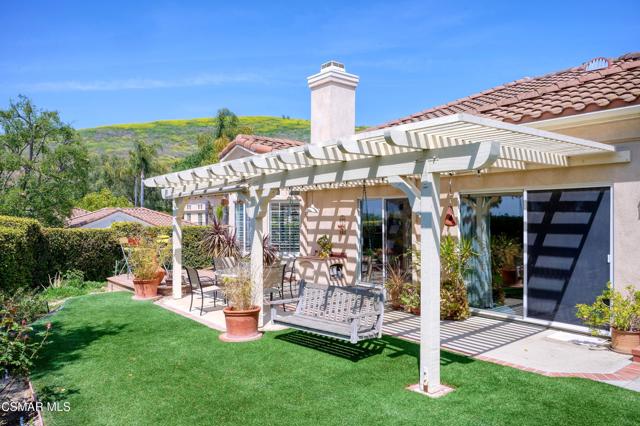 3695 Mapleknoll Place, Thousand Oaks CA: https://media.crmls.org/mediaz/530f1c43-38da-46a1-bd7d-dbe39bf7e571.jpg