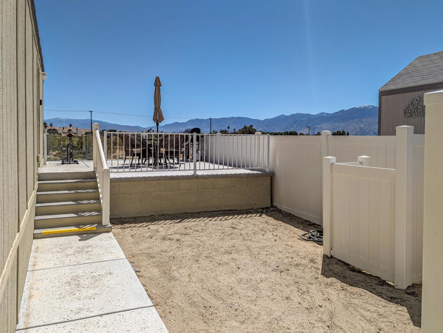 70200 Dillon Road, Desert Hot Springs CA: https://media.crmls.org/mediaz/530f3f60-4016-4148-a554-ee6aceb0f77b.jpg