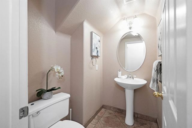 Image 21 of 44 For 327 Brookview Way