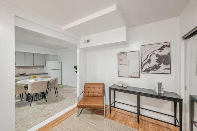 163 Lee Avenue, San Francisco CA: https://media.crmls.org/mediaz/53114515-c856-4366-858a-4c18f14bdaf4.jpg