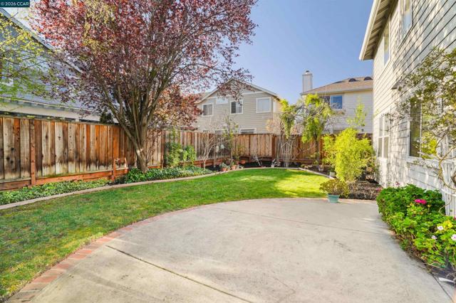 Image 24 of 60 For 34 Elmwood Dr