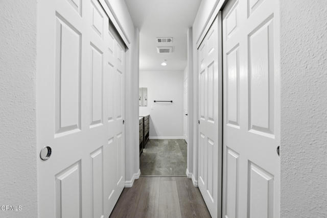 Detail Gallery Image 8 of 29 For 259 Riverdale Ct #241,  Camarillo,  CA 93012 - 2 Beds | 2 Baths