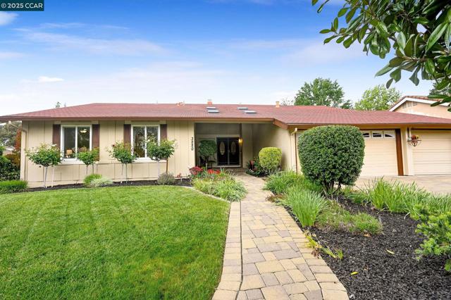 3220 Diablo Shadow Dr