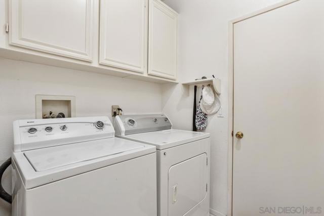 1150 ALOE CT., San Marcos CA: https://media.crmls.org/mediaz/5314d8f0-2d0a-4e96-b318-6634da0c4967.jpg