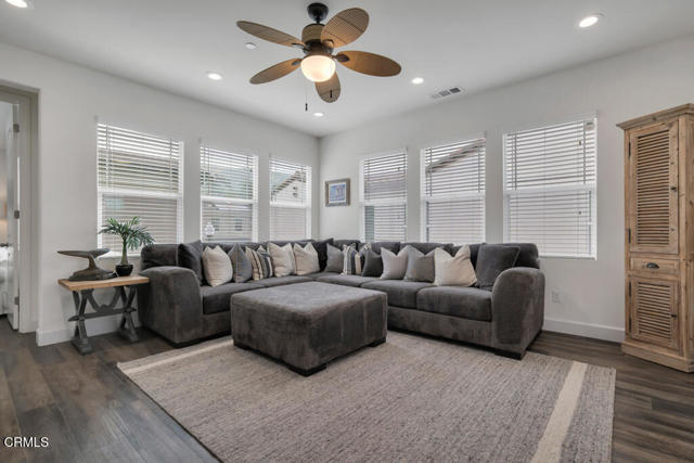 Detail Gallery Image 32 of 75 For 2672 Cedar St, Ventura,  CA 93001 - 4 Beds | 3 Baths