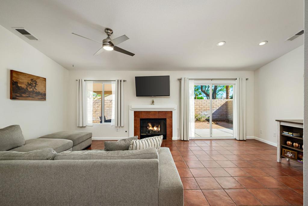 MLS #219138342DA image #17