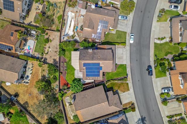 11479 Grassy Trail Dr, San Diego CA: https://media.crmls.org/mediaz/5315d66c-9cb4-48fc-bc7b-89eb6c1c6d92.jpg