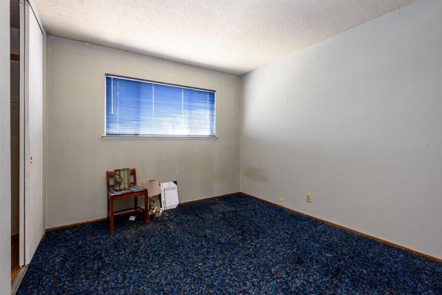 748 Gull Avenue, Foster City CA: https://media.crmls.org/mediaz/5315ece0-785b-4c1b-b5ac-119ab0707259.jpg