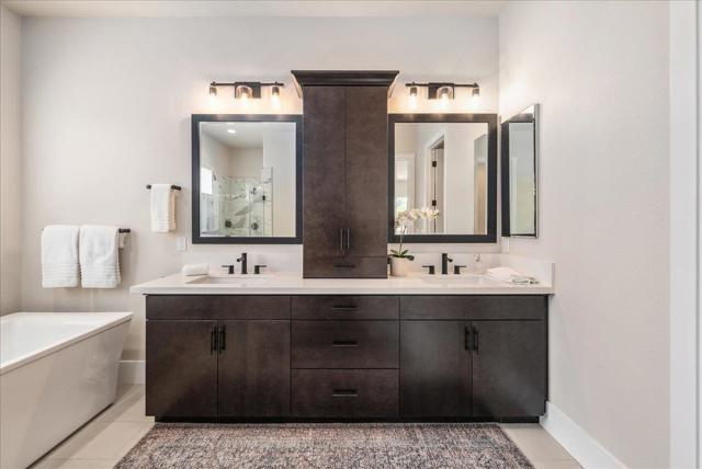 2999 Bluffs Drive, Marina CA: https://media.crmls.org/mediaz/5316865c-b804-4769-9ae8-56311bc2ad0d.jpg