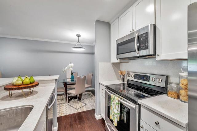 355 Half Moon Lane, Daly City CA: https://media.crmls.org/mediaz/53179e64-c721-4b39-929a-64397675b6a0.jpg