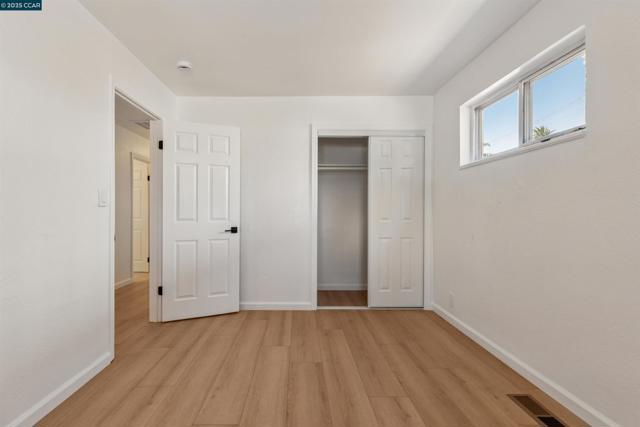517 W 6th Street, Antioch CA: https://media.crmls.org/mediaz/5318d6cc-08a7-40dc-aec4-a0048e0fc1b4.jpg