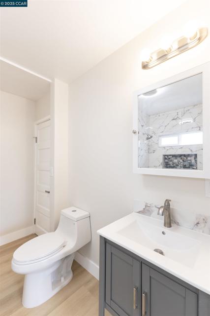 3500 66th Ave, Oakland CA: https://media.crmls.org/mediaz/531a3a91-8f29-4925-a2a5-e4323867a08b.jpg