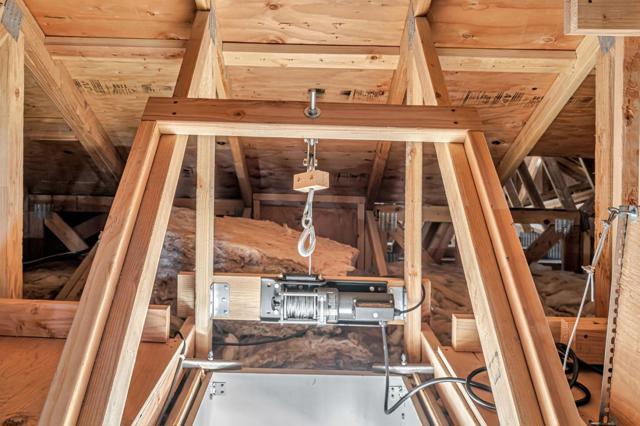 15010 Larga Vista Drive, Los Gatos CA: https://media.crmls.org/mediaz/531b3cd1-b394-4ba6-920b-af61b9fd6c6f.jpg