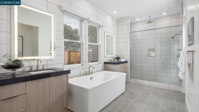 1708 White Rock Drive, Tracy CA: https://media.crmls.org/mediaz/531be924-b776-4596-9504-ebbecb5eeb5b.jpg