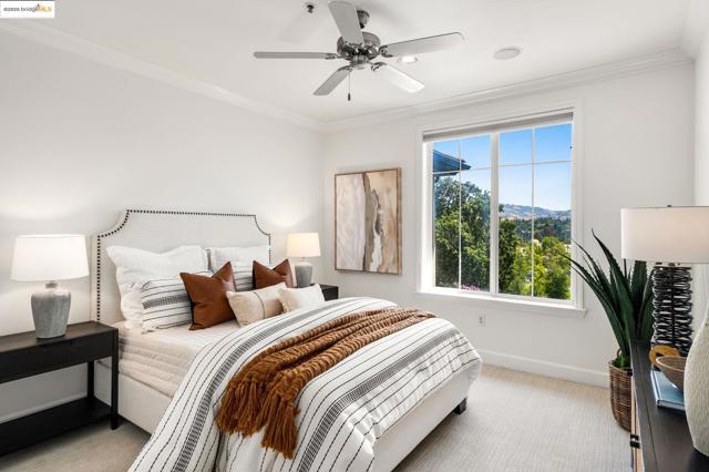 1800 Alma, Walnut Creek CA: https://media.crmls.org/mediaz/531bfecd-1bc5-42ac-ad2e-67bf002359ba.jpg