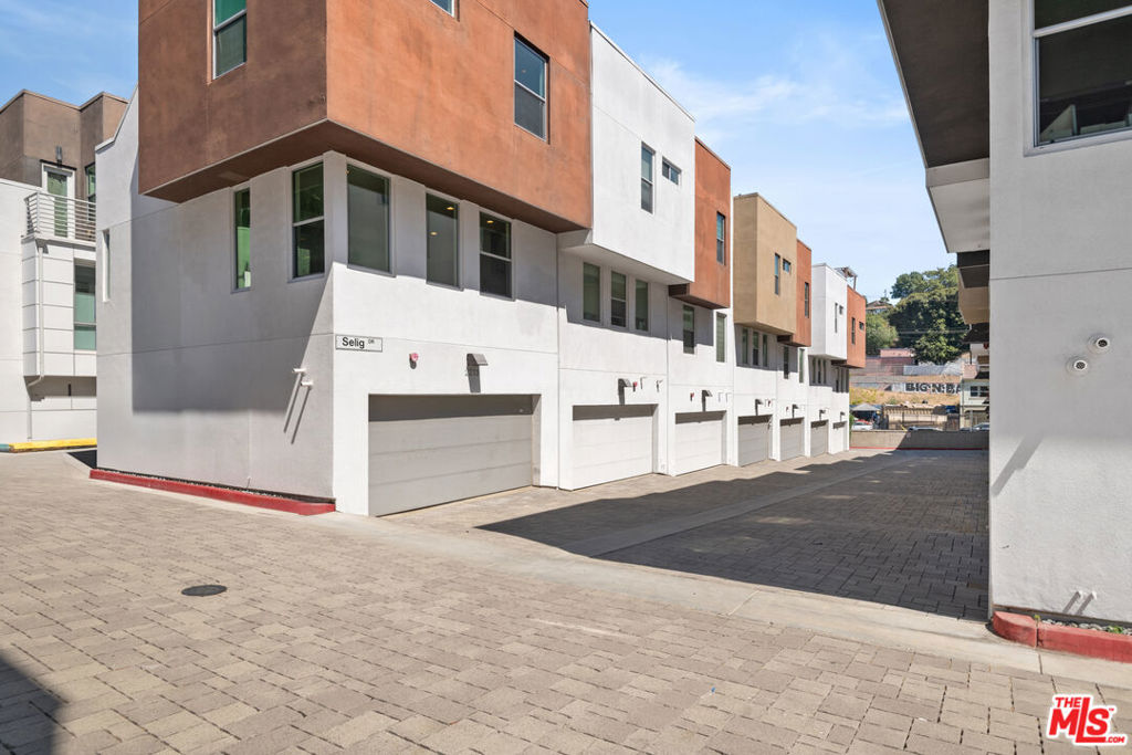 2213 Selig Drive — image 1