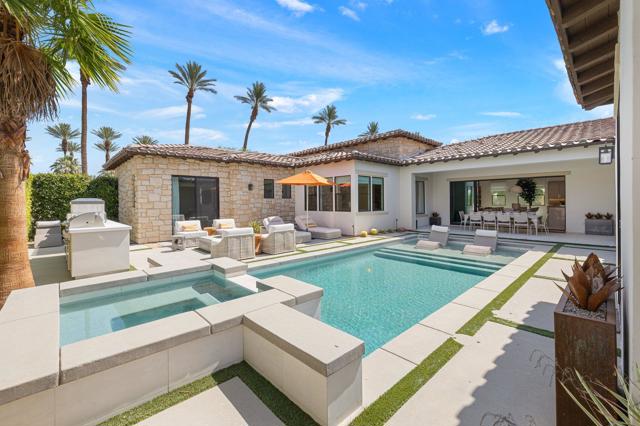 75167 Mansfield Drive, Indian Wells CA: https://media.crmls.org/mediaz/531d5e83-d40a-4d80-aecb-f97ca66bde4e.jpg