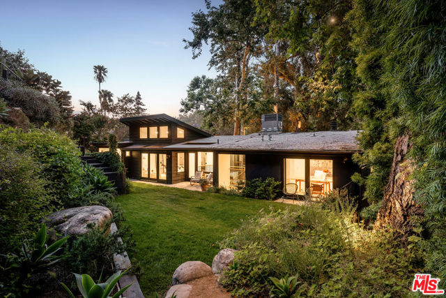 Drew Fenton | 327 E Rustic Road Santa Monica CA | MLS: 7265256