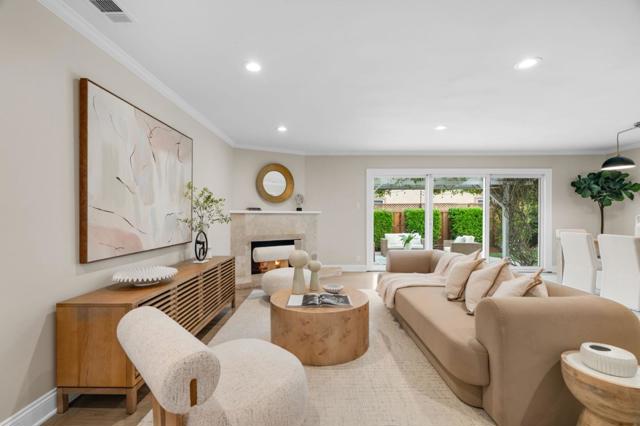 1709 Peartree Lane, Mountain View CA: https://media.crmls.org/mediaz/531f6d52-dd4f-4743-97a7-09935cf61ec2.jpg