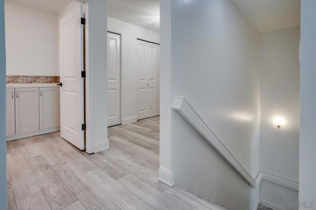 850 Beech St, San Diego CA: https://media.crmls.org/mediaz/531f7c26-5ec7-4d86-8913-8a7b2d5f8923.jpg